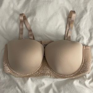 Torrid Convertible/Strapless Bra 40D